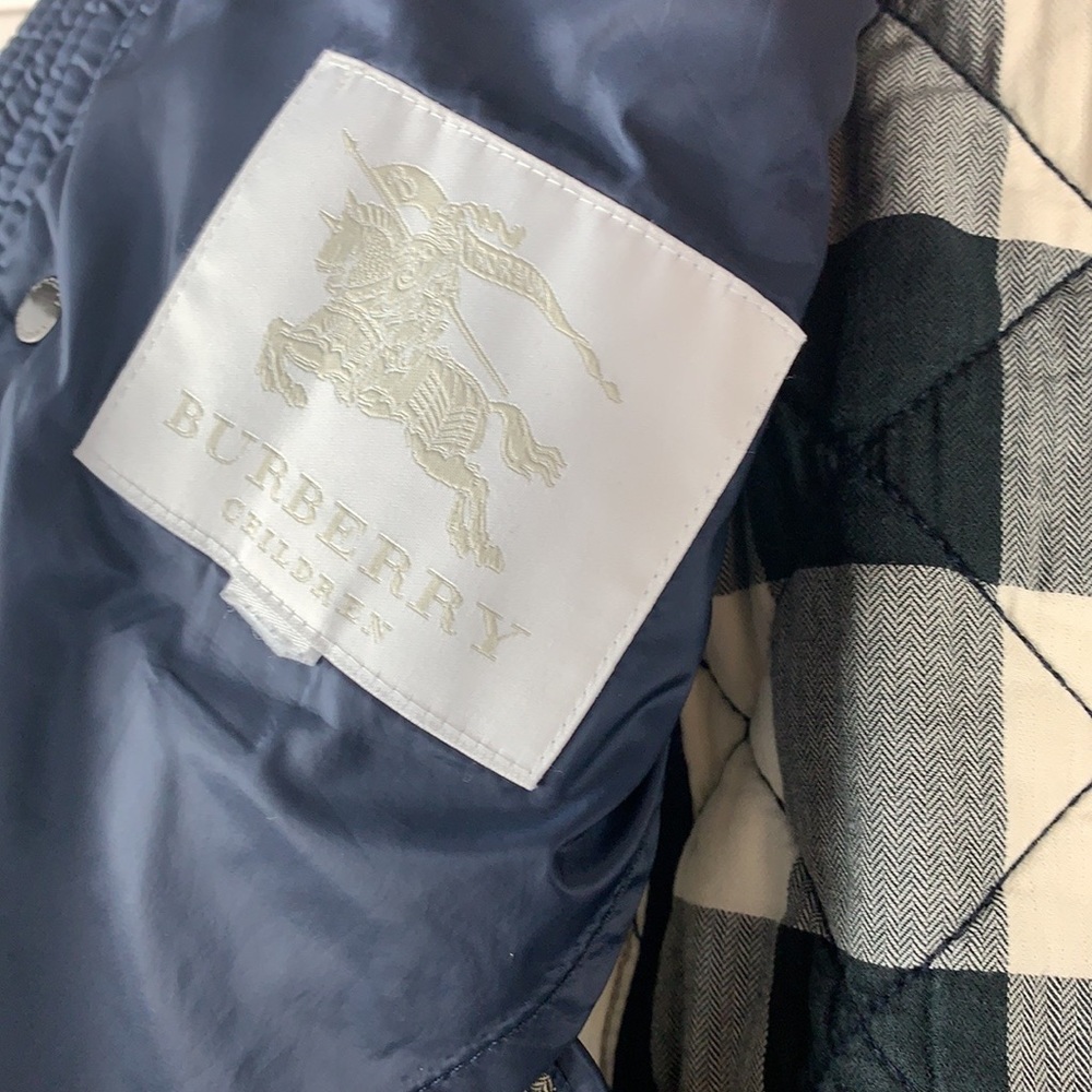 Burberry Quilted Children’s Jacket - Picture 8 of 8